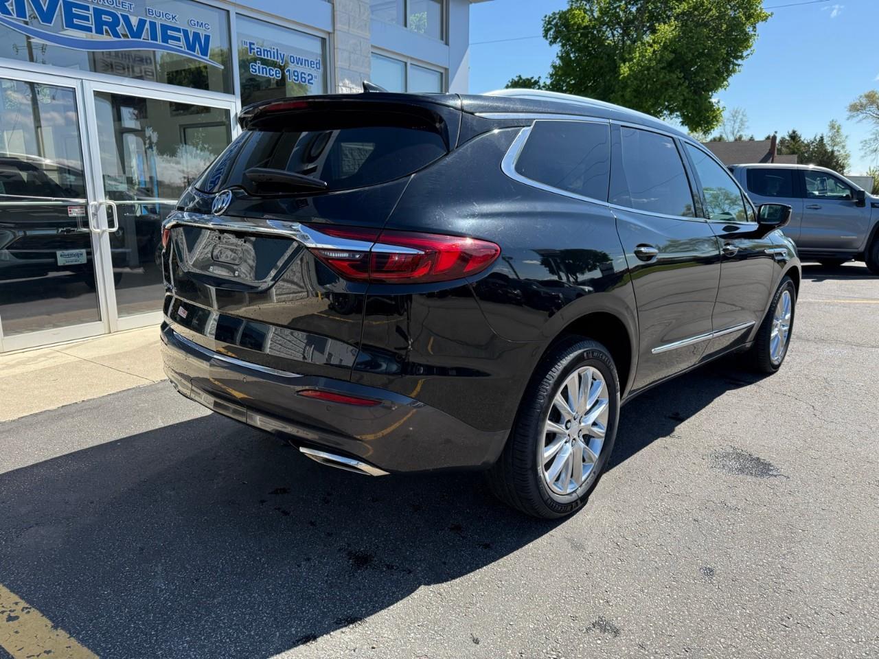 2021 Buick Enclave Essence All-Wheel Drive Photo