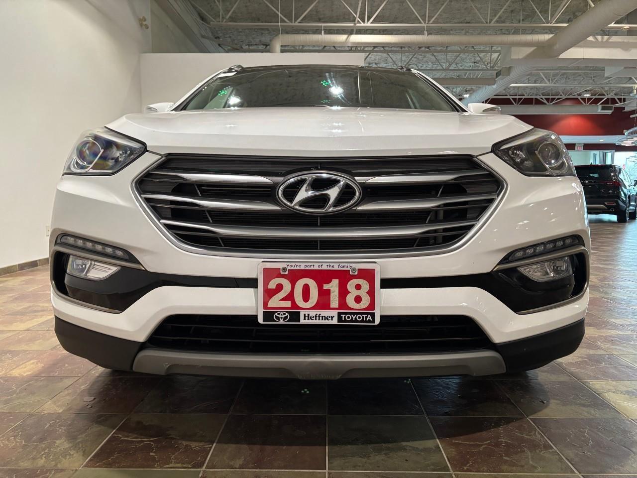 2018 Hyundai Santa Fe Sport 2.4 Luxury Photo