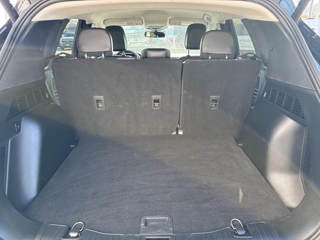 2023 Ford Escape Platinum Photo