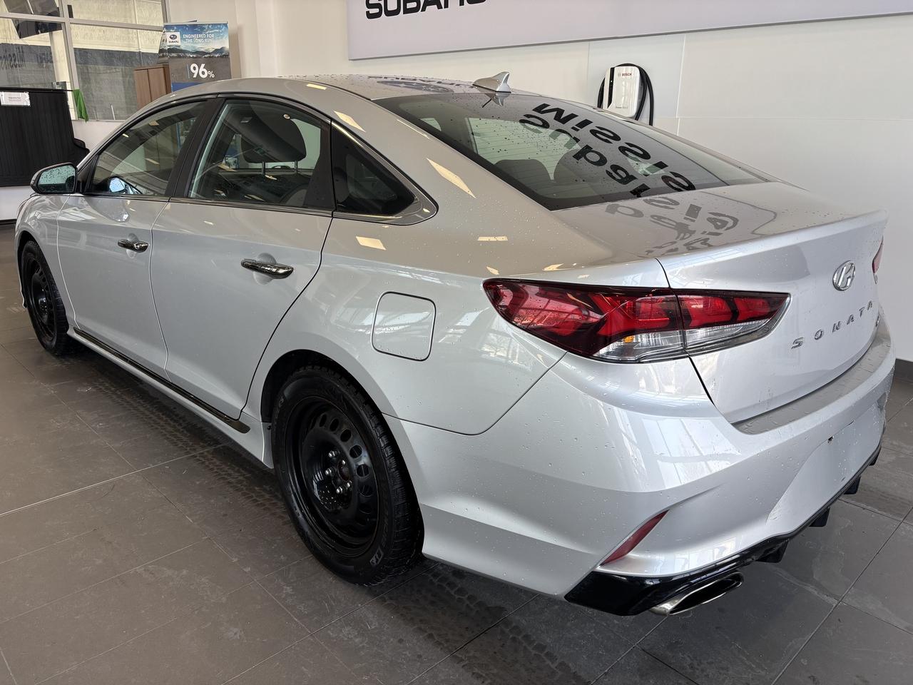 2019 Hyundai Sonata ESSENTIAL   2 SETS OF TIRES   SOLD AS-IS   SUNROOF Photo4