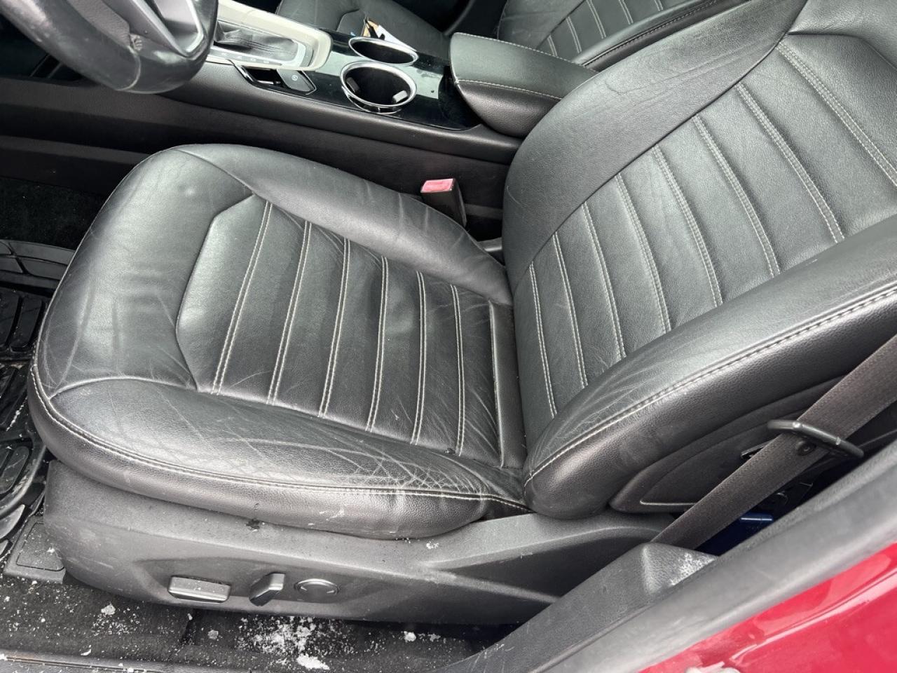 2014 Ford Fusion SE 4dr Front-wheel Drive Sedan Automatic Photo