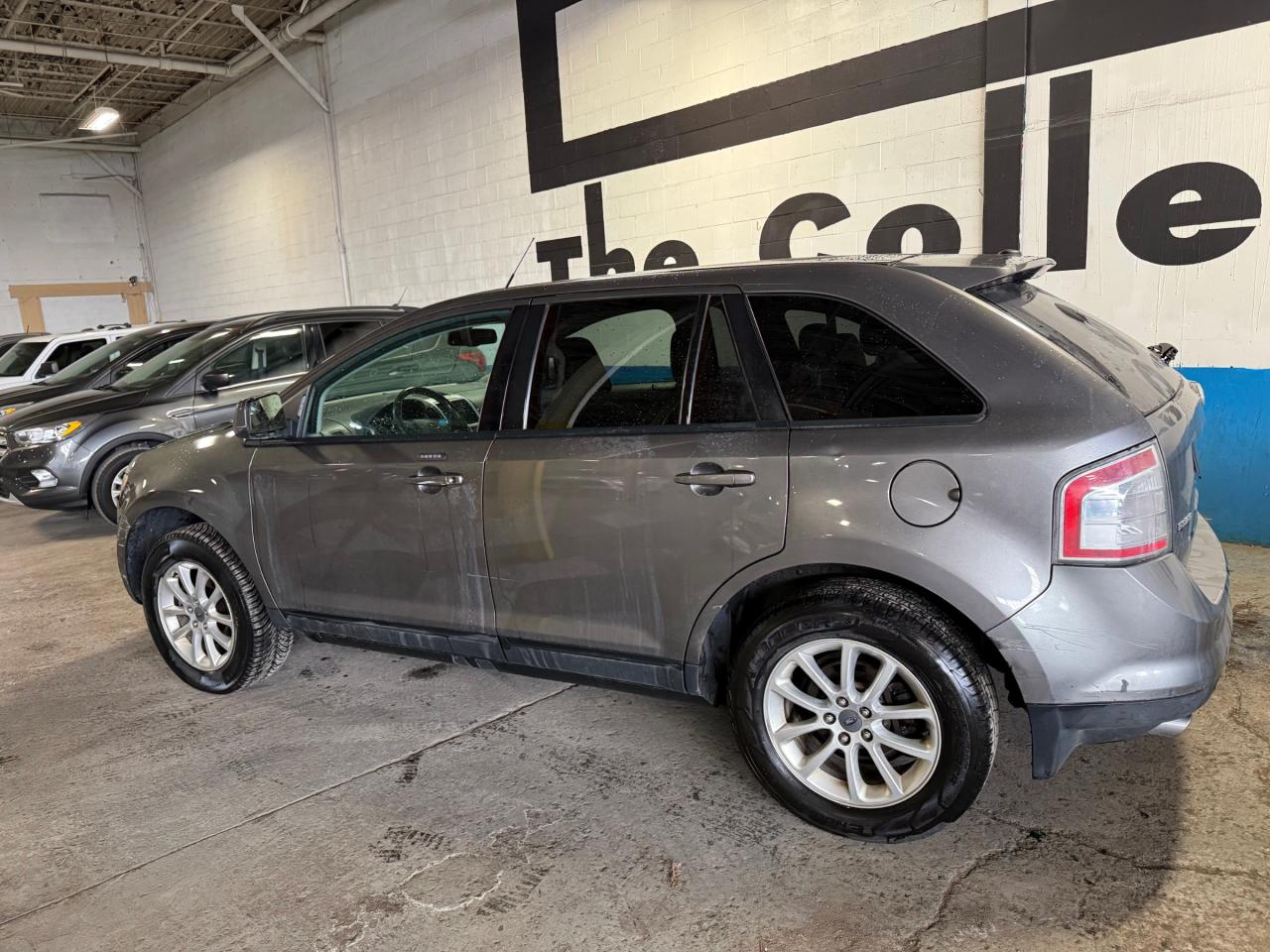 2010 Ford Edge SEL 4dr Front-wheel Drive Photo