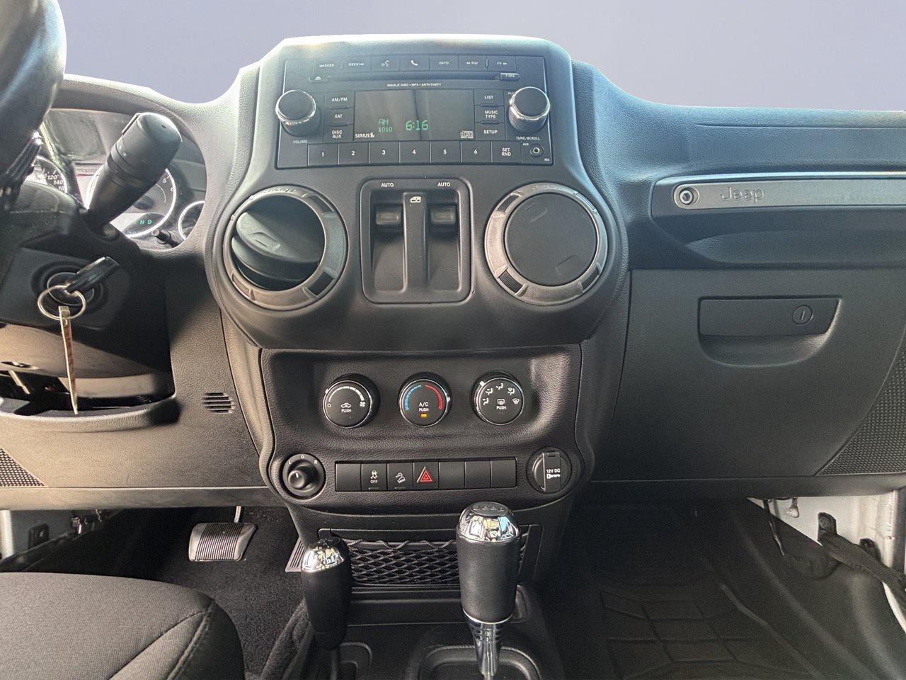 2015 Jeep Wrangler SPORT Photo