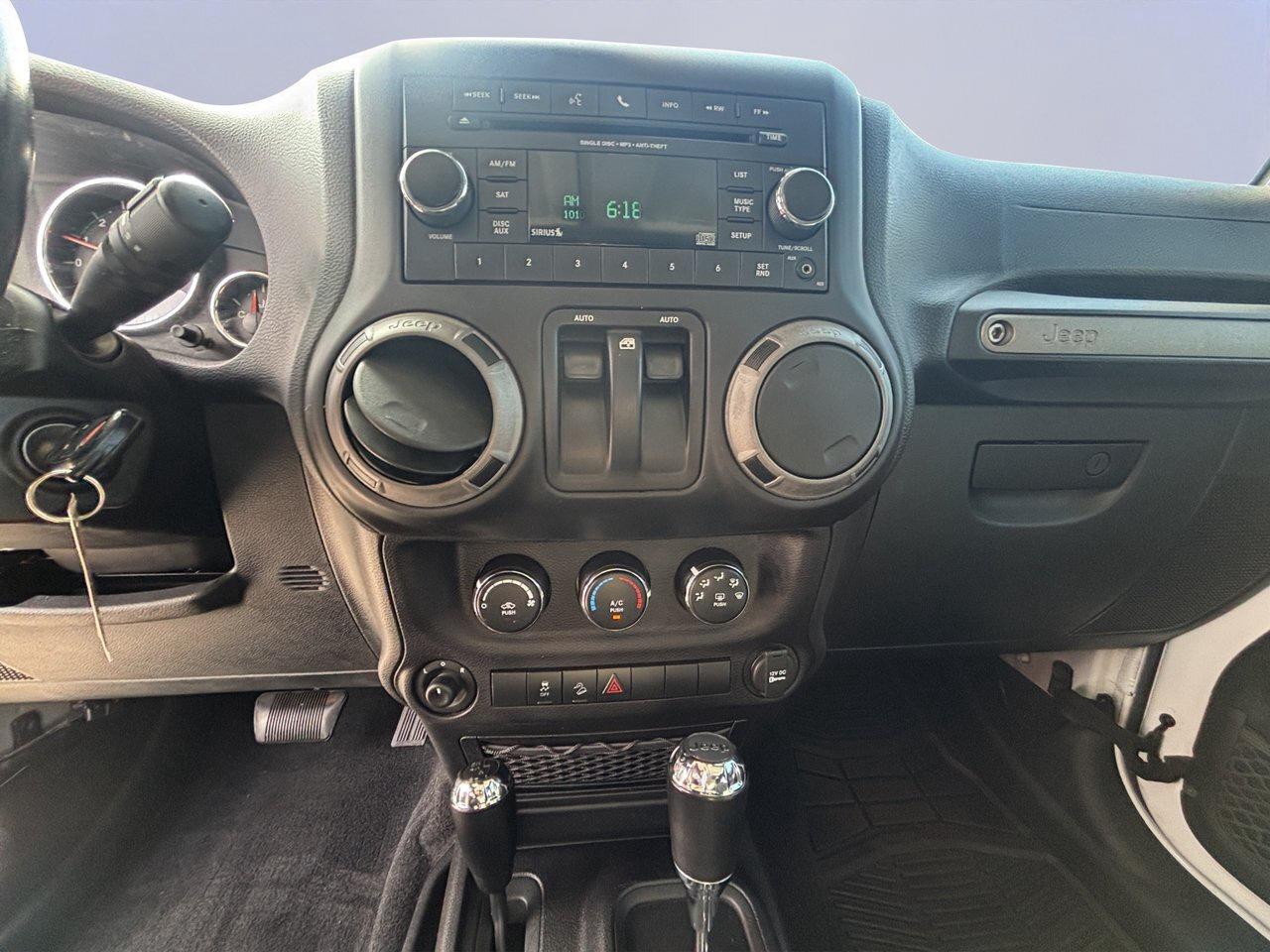 2015 Jeep Wrangler SPORT Photo