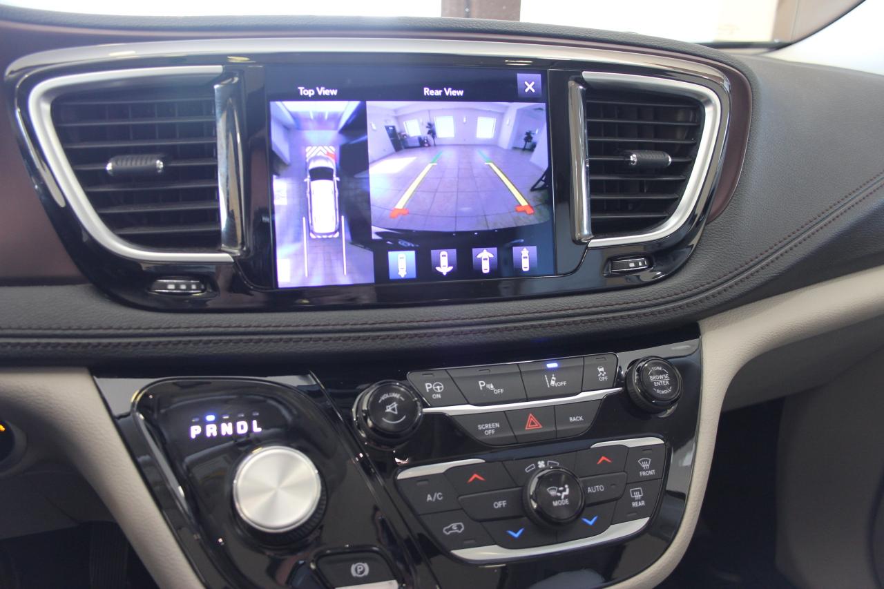 2017 Chrysler Pacifica Limited NAVI360CAM DVD PANOROOF! Photo