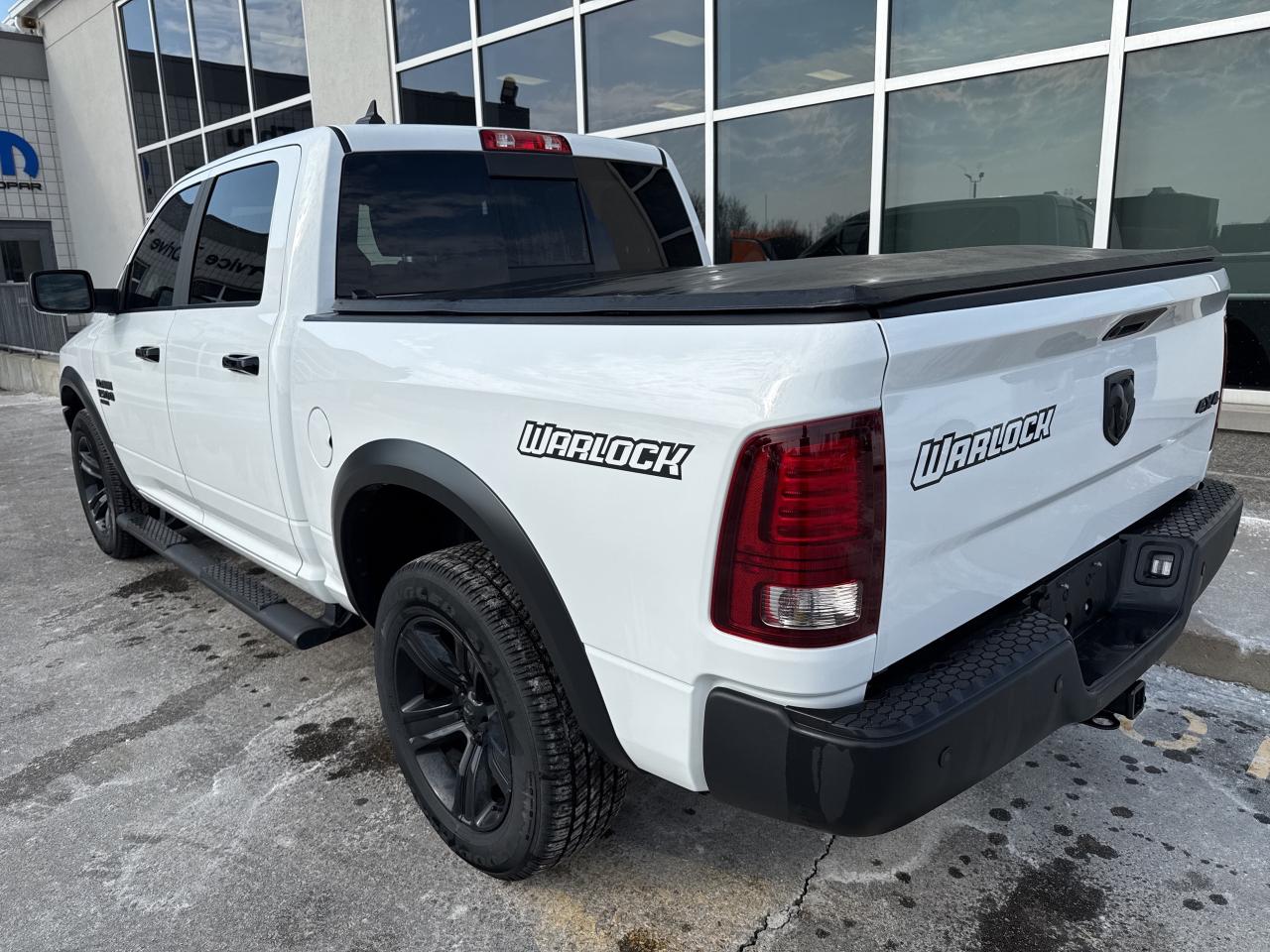 2023 RAM 1500 Classic WARLOCK Photo3