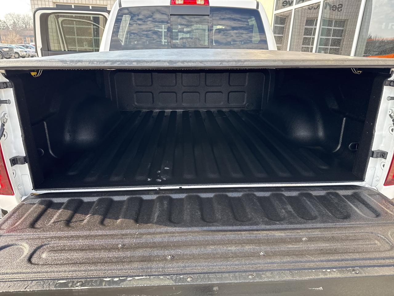 2023 RAM 1500 Classic WARLOCK Photo