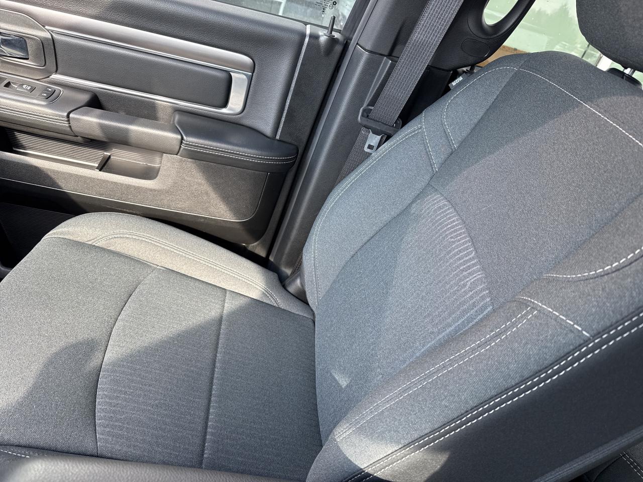 2023 RAM 1500 Classic WARLOCK Photo