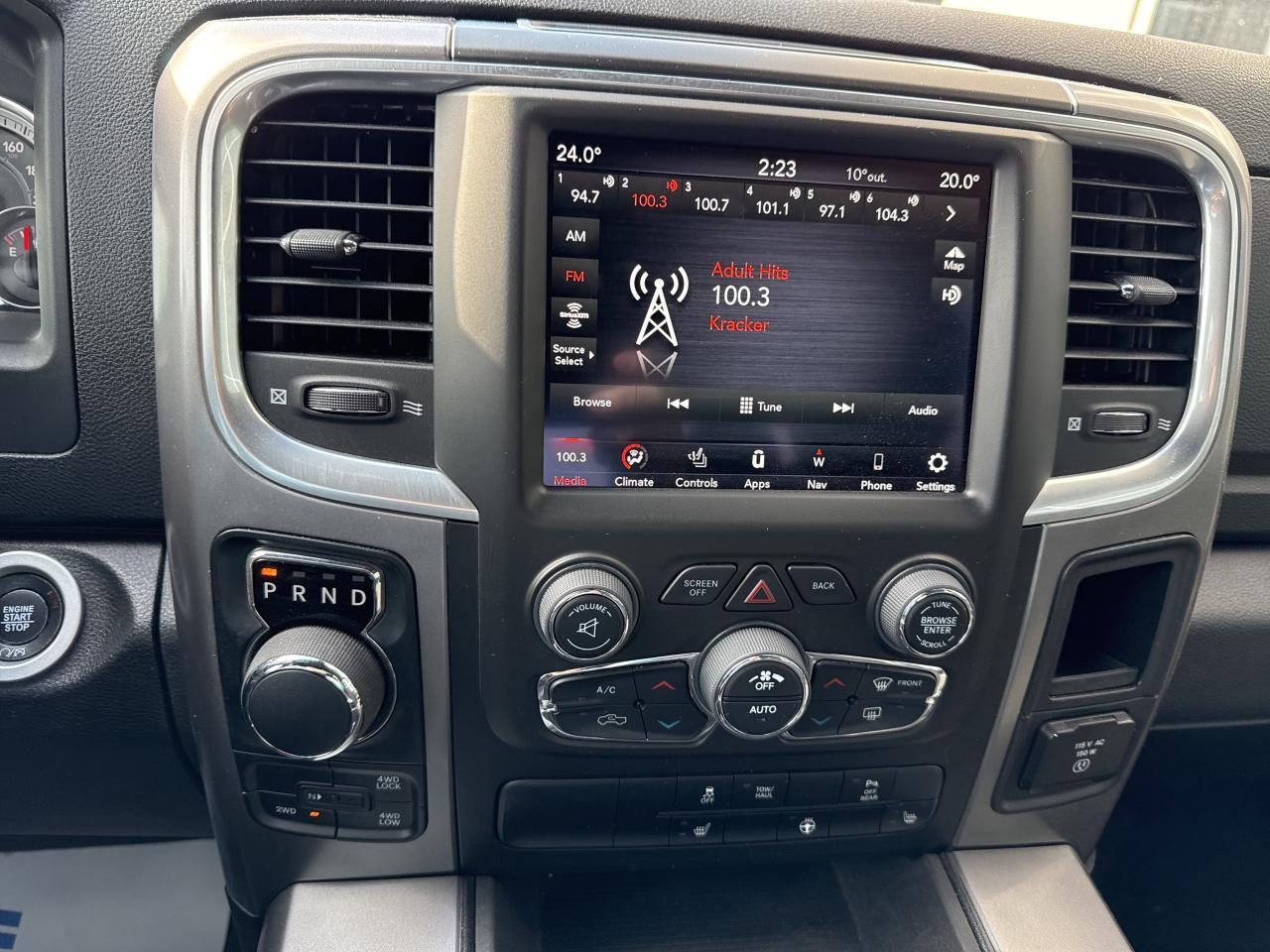 2023 RAM 1500 Classic WARLOCK Photo