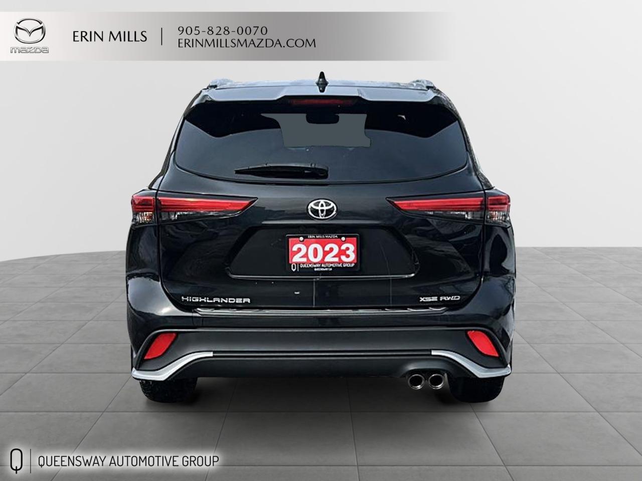 2023 Toyota Highlander XSE Photo2