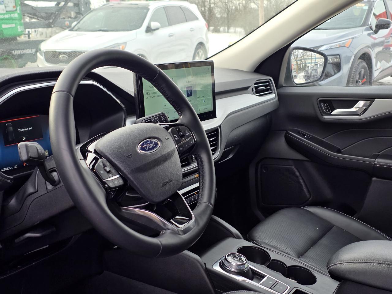 2025 Ford Escape Platinum Photo