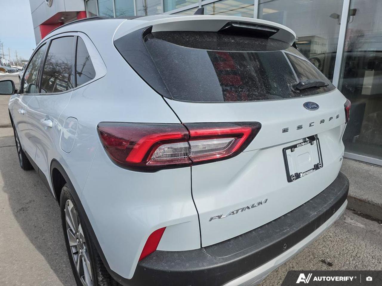 2025 Ford Escape Platinum AWD | Photo