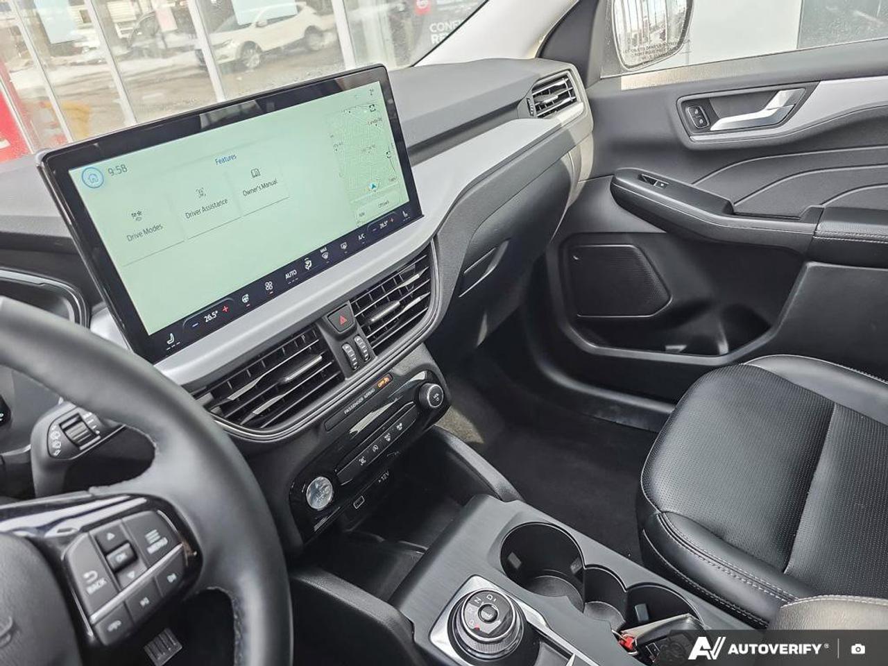 2025 Ford Escape Platinum AWD | Android Auto | Leather | Heated Seats | Photo