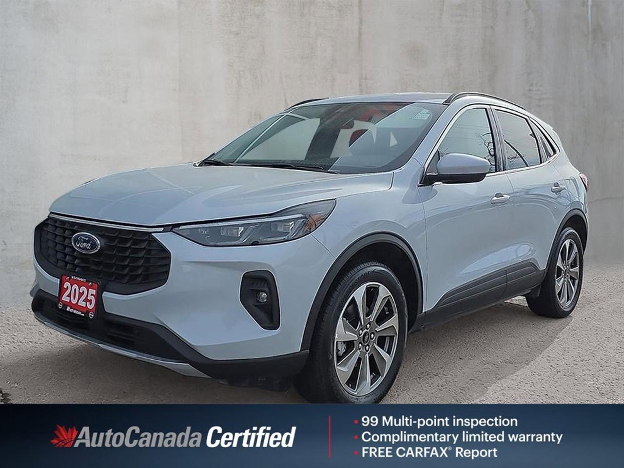 2025 Ford Escape Platinum AWD | Android Auto | Leather | Heated Seats | Photo