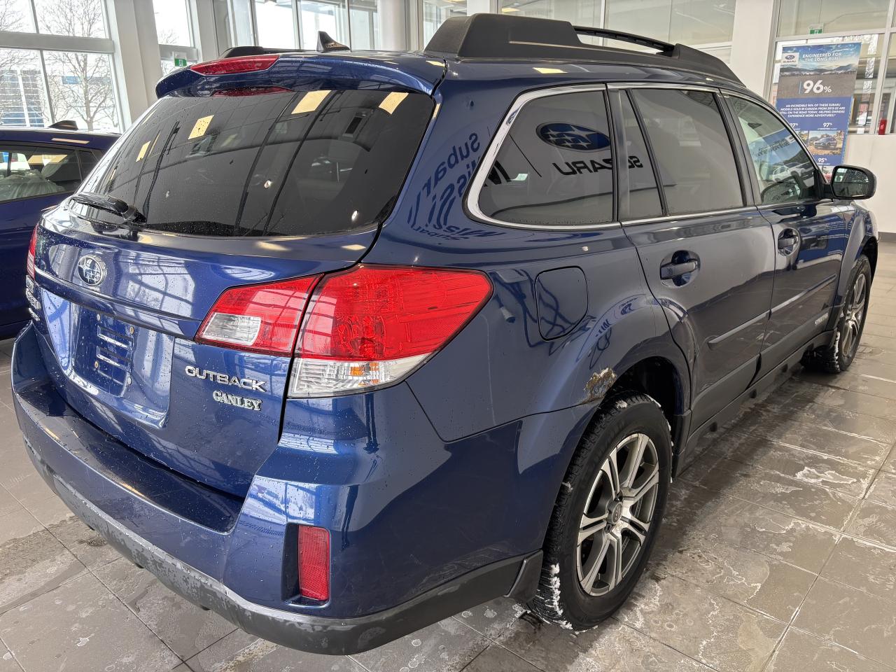2011 Subaru Outback LIMITED   2.5L   SUNROOF   LEATHER   SOLD AS IS Photo