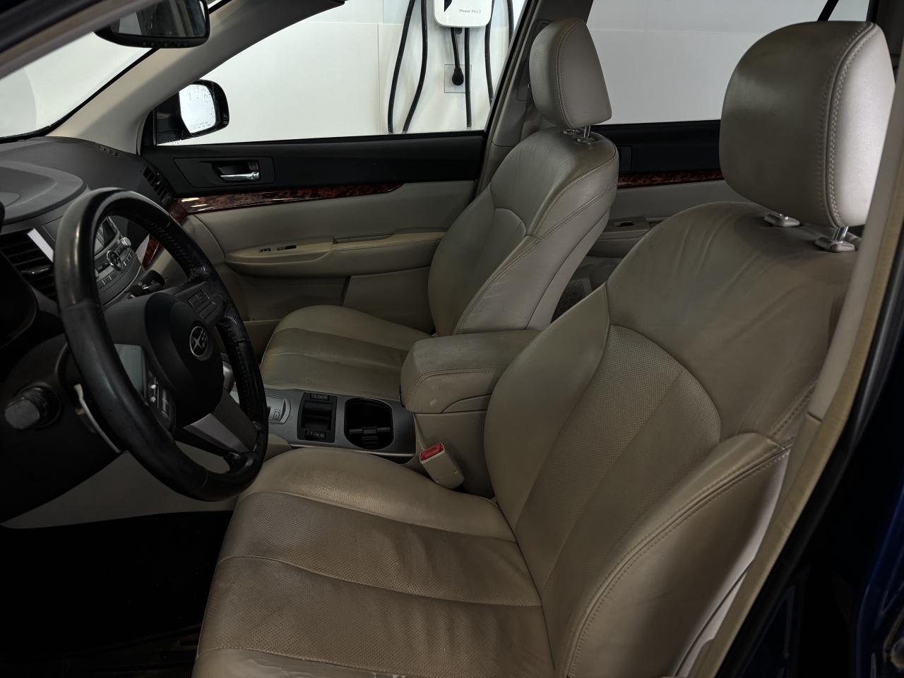 2011 Subaru Outback LIMITED   2.5L   SUNROOF   LEATHER   SOLD AS IS Photo