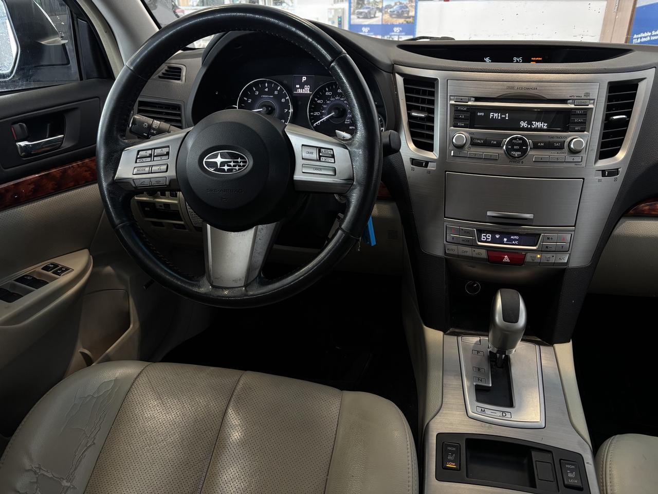 2011 Subaru Outback LIMITED   2.5L   SUNROOF   LEATHER   SOLD AS IS Photo