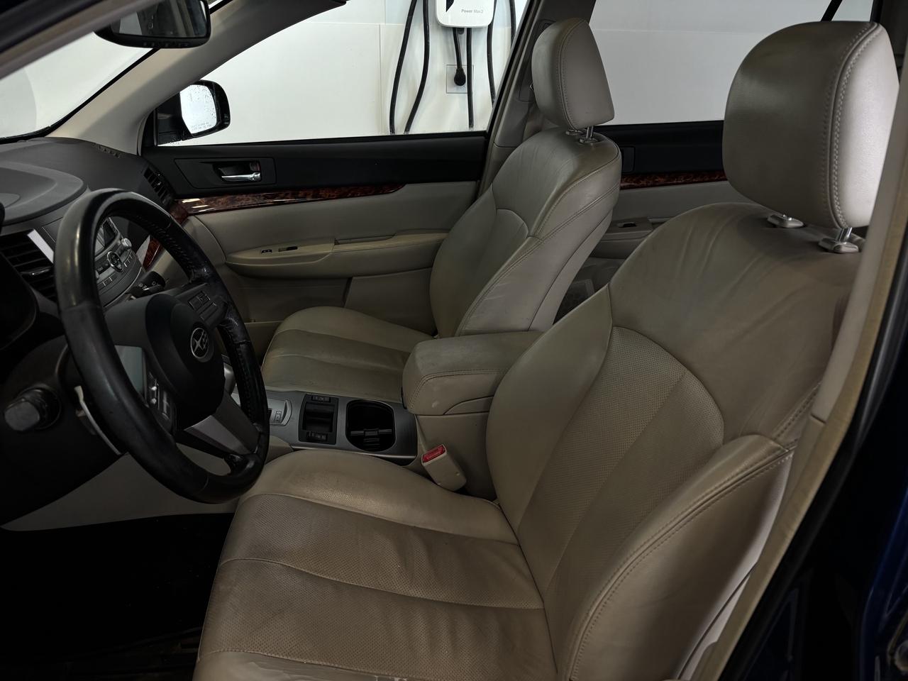 2011 Subaru Outback LIMITED   2.5L   SUNROOF   LEATHER   SOLD AS IS Photo