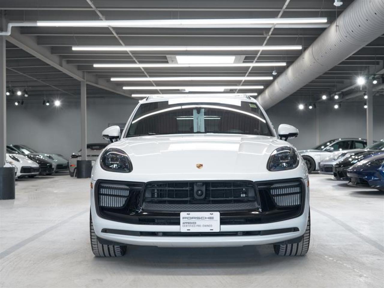 2024 Porsche Macan GTS AWD Photo