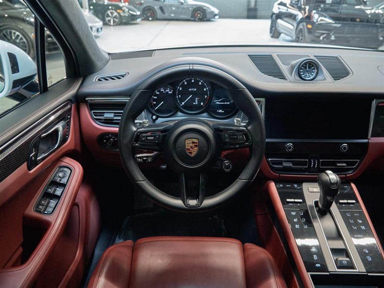 2024 Porsche Macan GTS AWD Photo