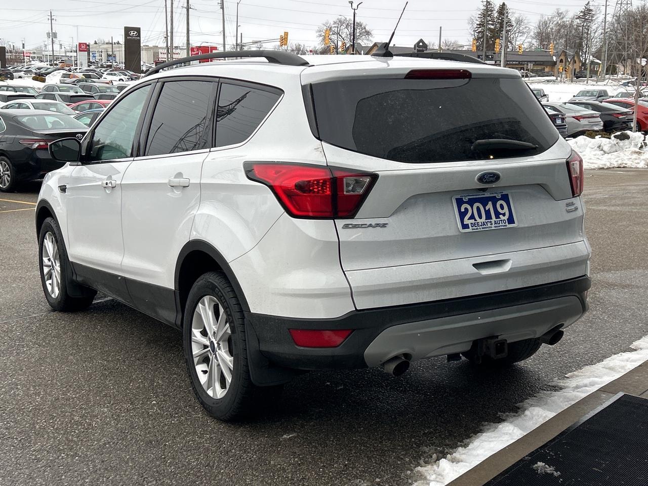 2019 Ford Escape SEL   Leatherette   Clean Carfax Photo2