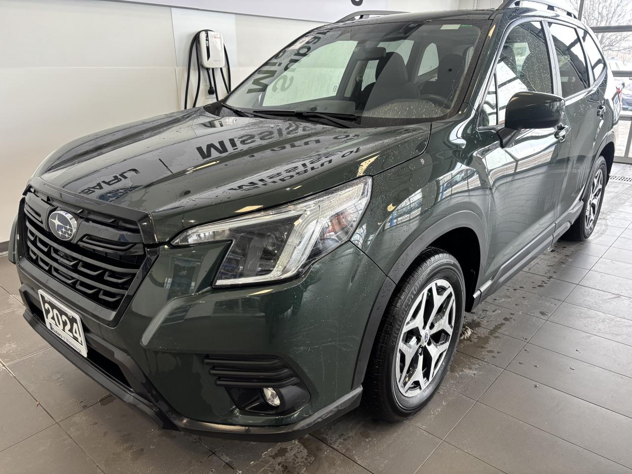 2024 Subaru Forester Touring   1 OWNER   BACKUP CAM   PANO ROOF   AWD Photo