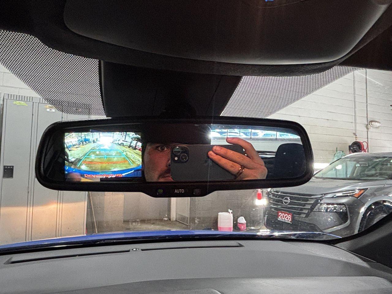 2018 Toyota C-HR XLE Photo