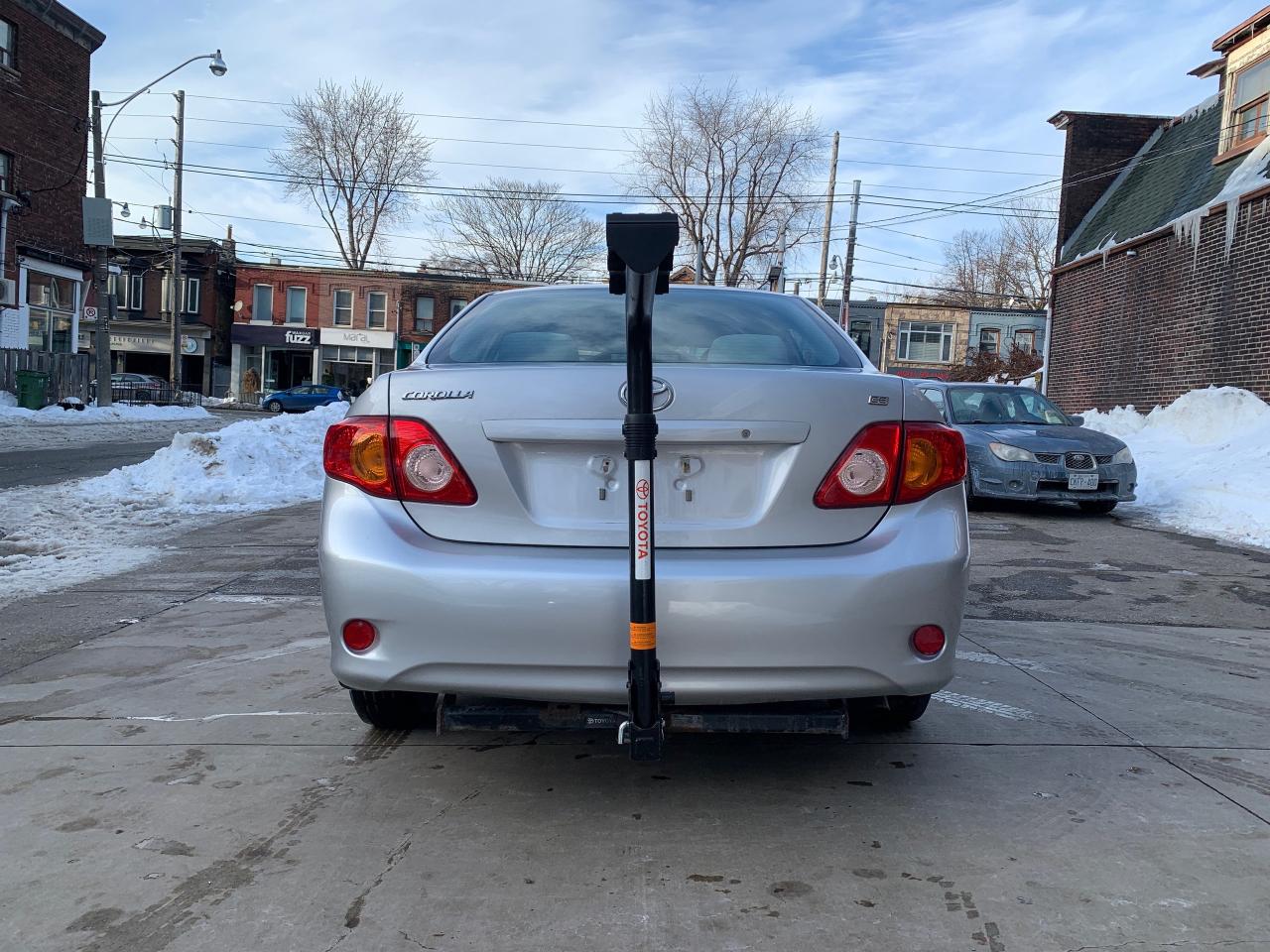 2009 Toyota Corolla 4DR SDN AUTO CE Photo3