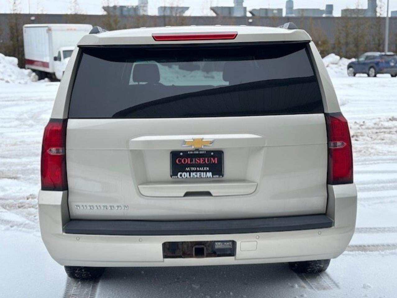 2015 Chevrolet Suburban LS 4WD **8 PASSENGER-CAMERA-1 OWNER-NO ACCIDENTS** Photo