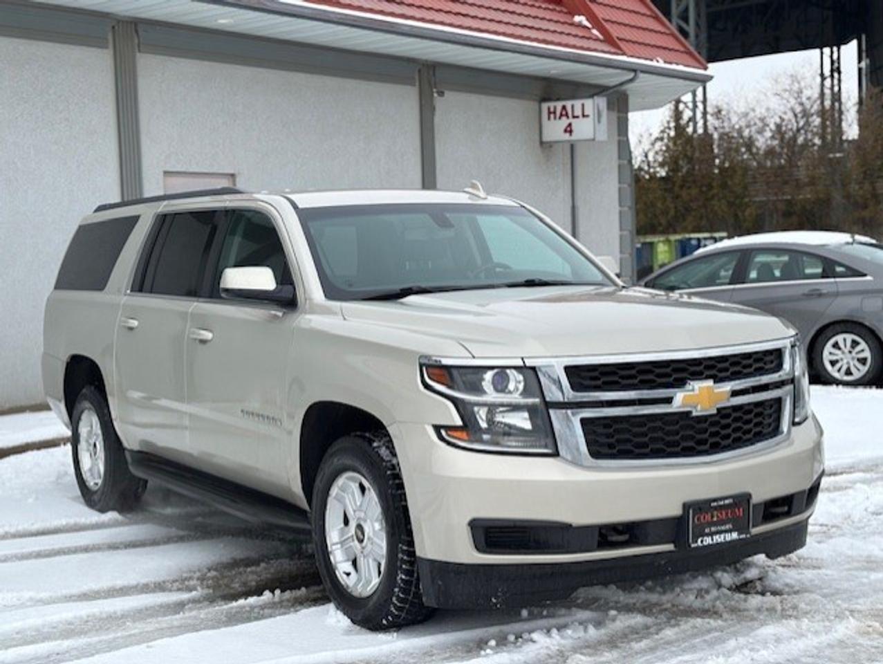 2015 Chevrolet Suburban LS 4WD **8 PASSENGER-CAMERA-1 OWNER-NO ACCIDENTS** Photo