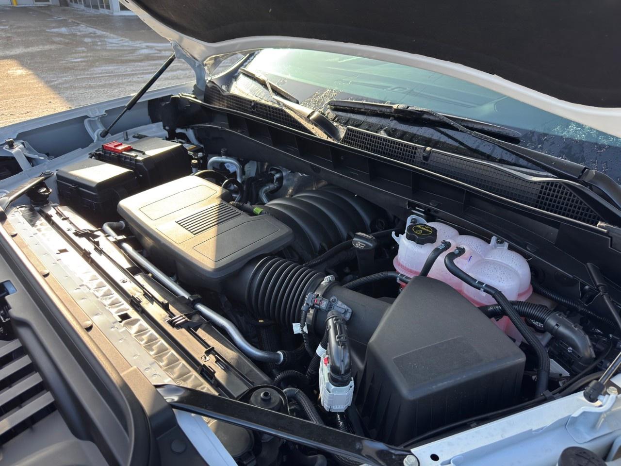 2026 GMC Sierra 1500 Crew Cab Short Box 4-Wheel Drive AT4 Photo