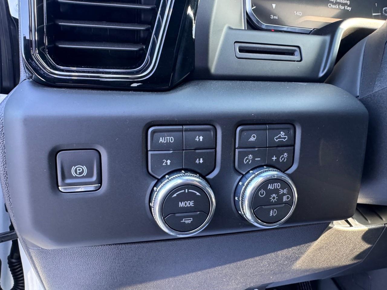 2026 GMC Sierra 1500 Crew Cab Short Box 4-Wheel Drive AT4 Photo