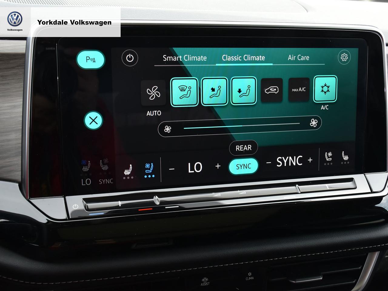 2024 Volkswagen Atlas  Photo