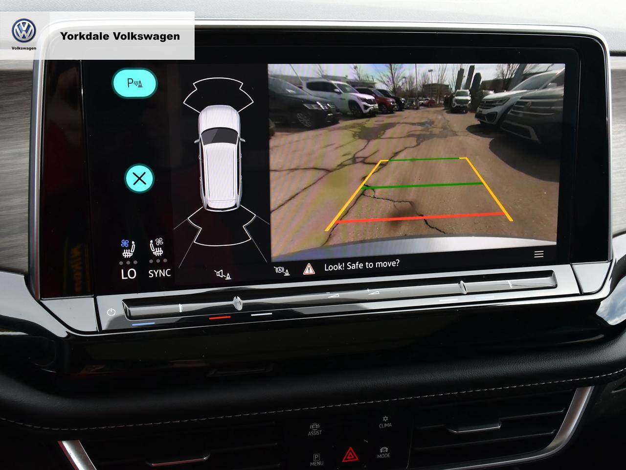 2024 Volkswagen Atlas  Photo