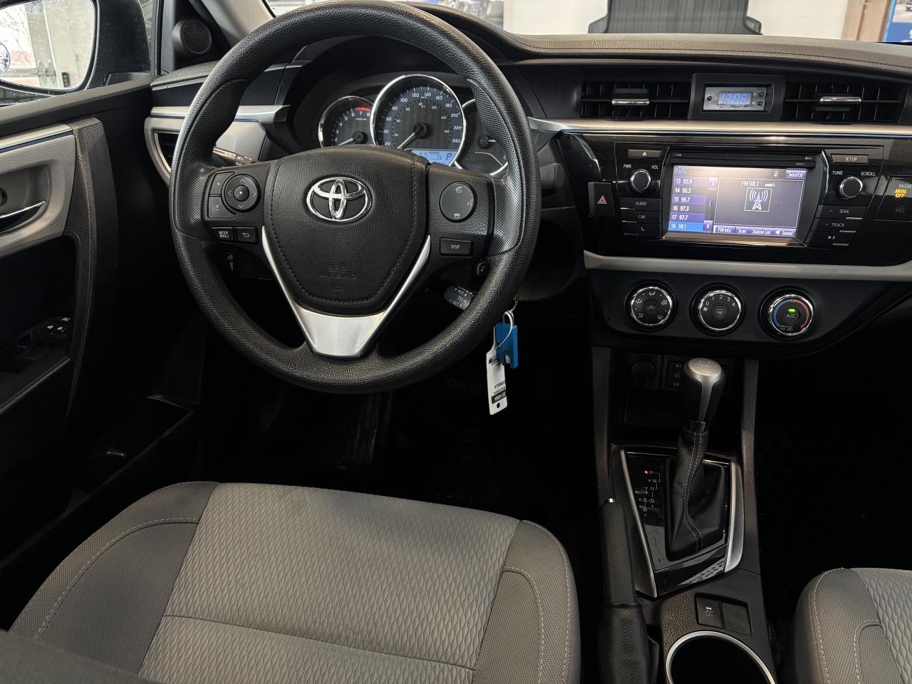 2016 Toyota Corolla LE MODEL   LOW KM   2 SETS OF TIRES   REVERSE CAM Photo