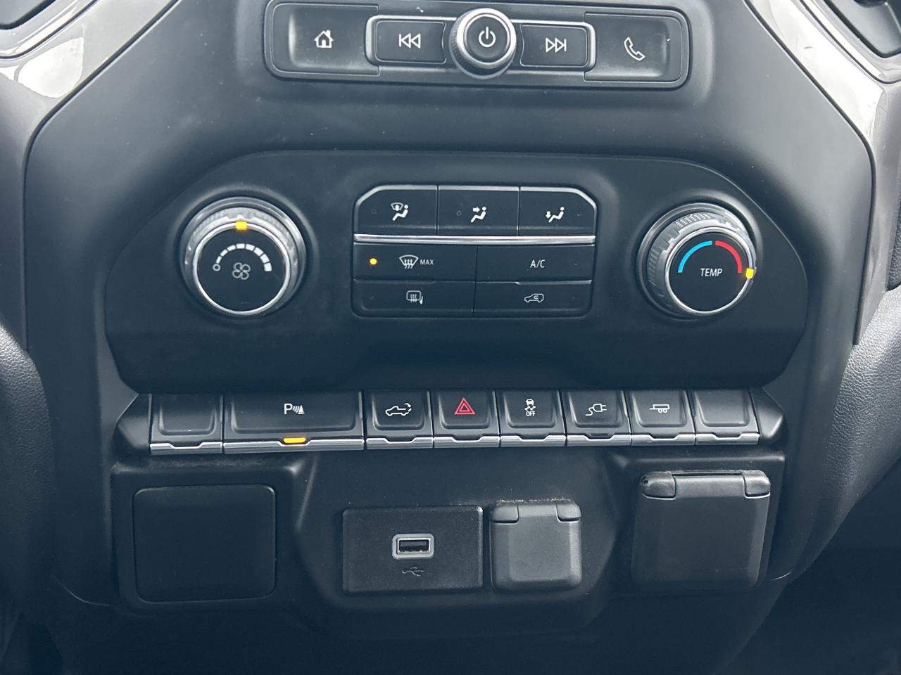 2019 Chevrolet Silverado 1500 Reg Cab 140 Work Truck   3 Pass Photo