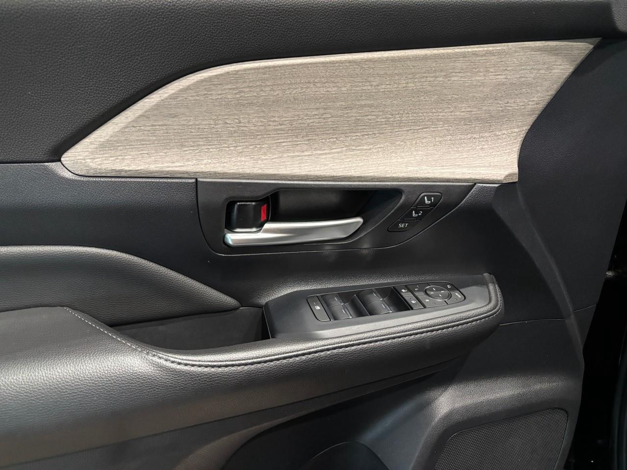 2024 Toyota Grand Highlander Limited Photo