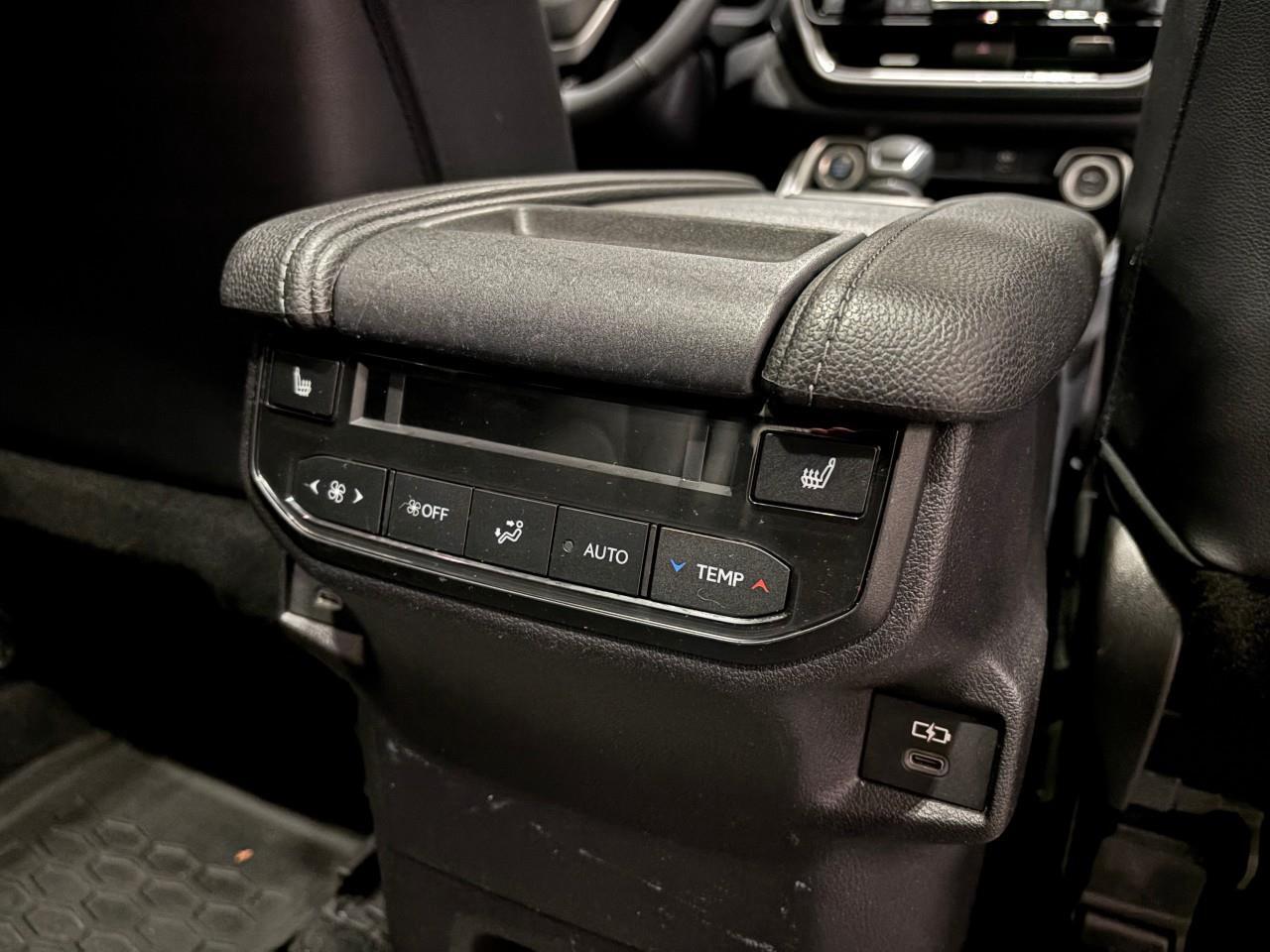 2024 Toyota Grand Highlander Limited Photo