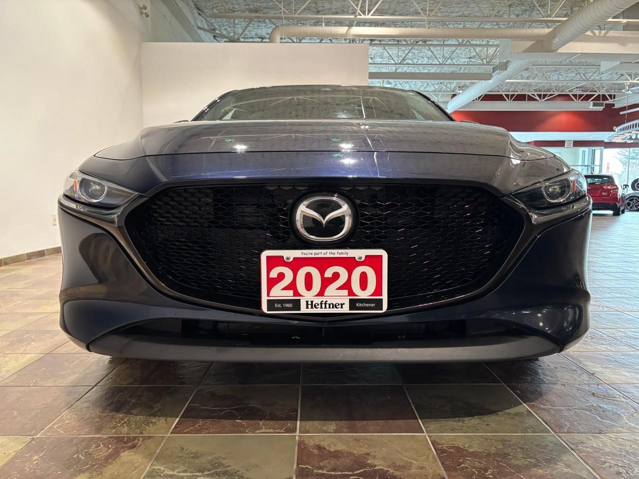 2020 Mazda MAZDA3 GS Photo3