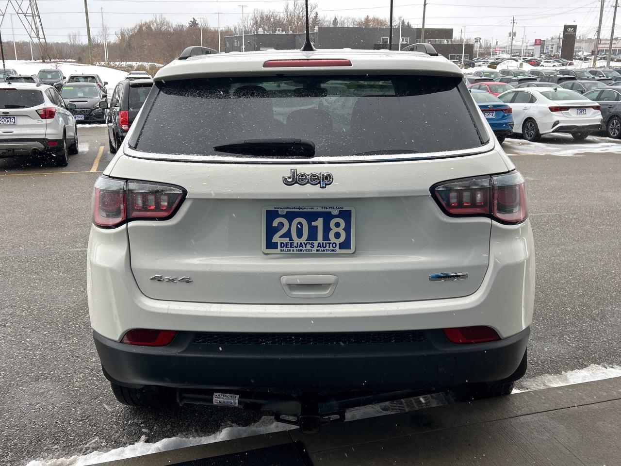 2018 Jeep Compass North   Clean Carfax Photo3