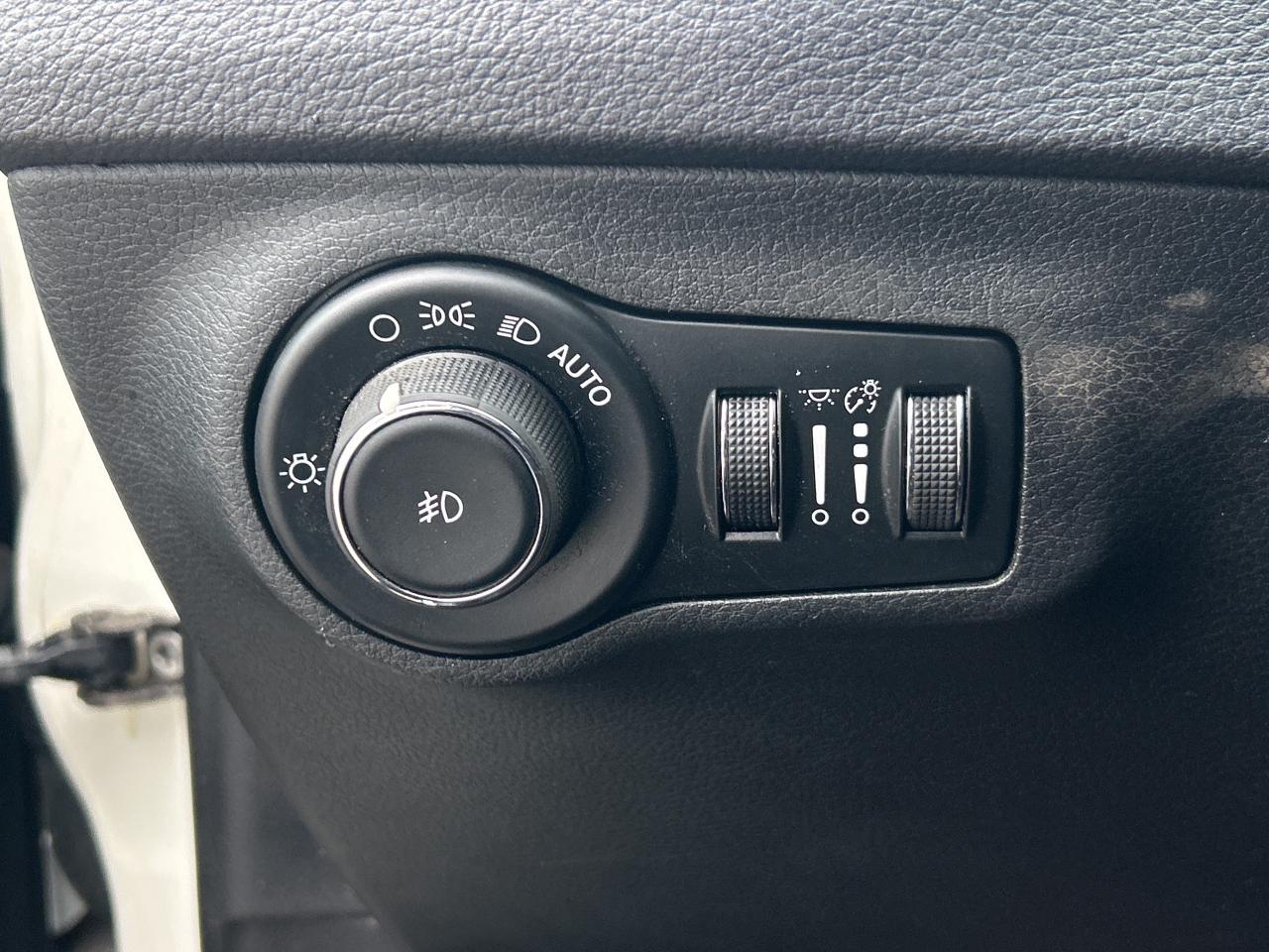 2018 Jeep Compass North   Clean Carfax Photo