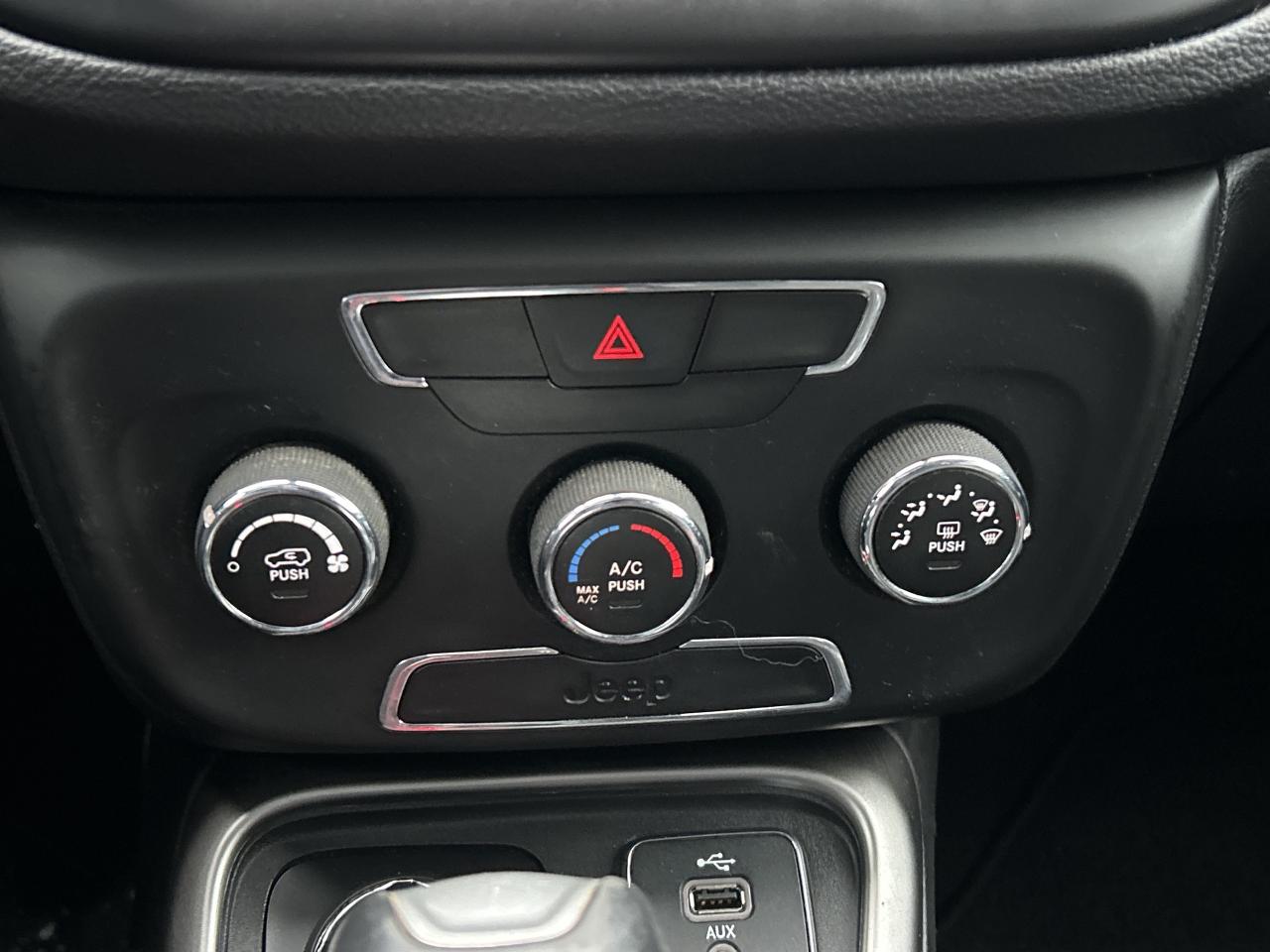 2018 Jeep Compass North   Clean Carfax Photo