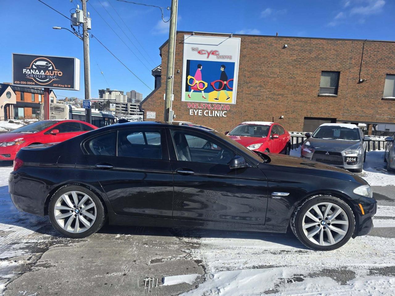 2012 BMW 5 Series 4dr Sdn 535i xDrive AWD Photo