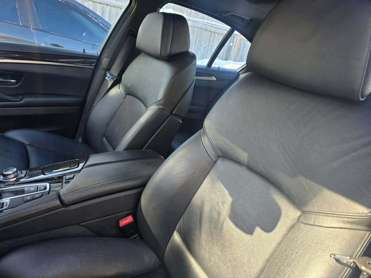 2012 BMW 5 Series 4dr Sdn 535i xDrive AWD Photo