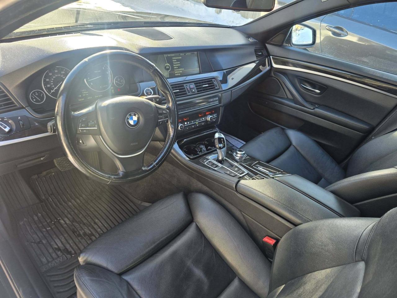 2012 BMW 5 Series 4dr Sdn 535i xDrive AWD Photo