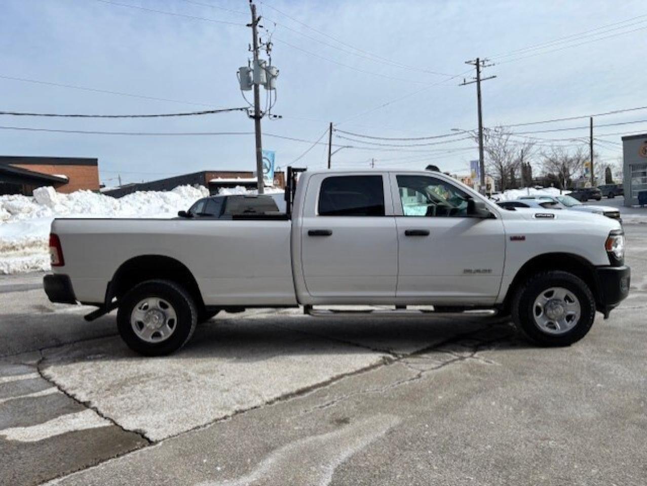 2019 RAM 2500 4X4 V8 TRADESMAN-CREW CAB LONG BOX-1 OWNER-FINANCE Photo