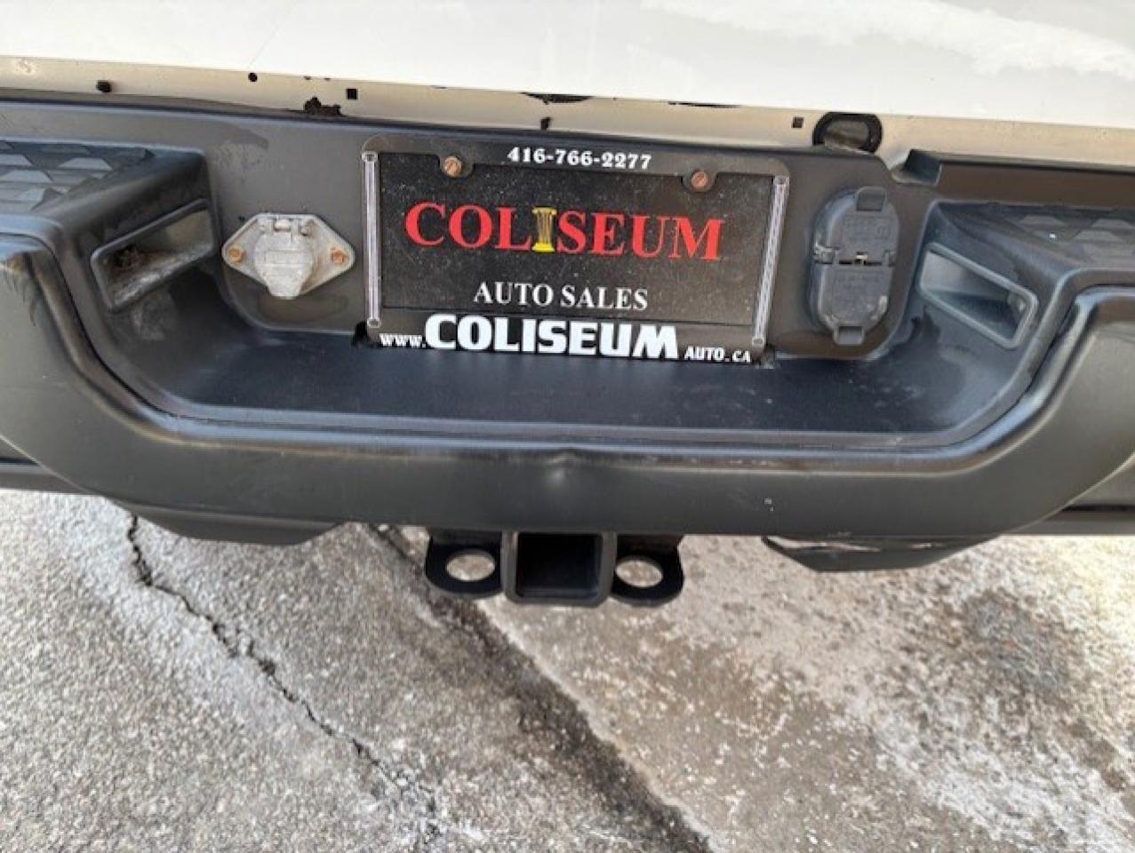 2019 RAM 2500 4X4 V8 TRADESMAN-CREW CAB LONG BOX-1 OWNER-FINANCE Photo