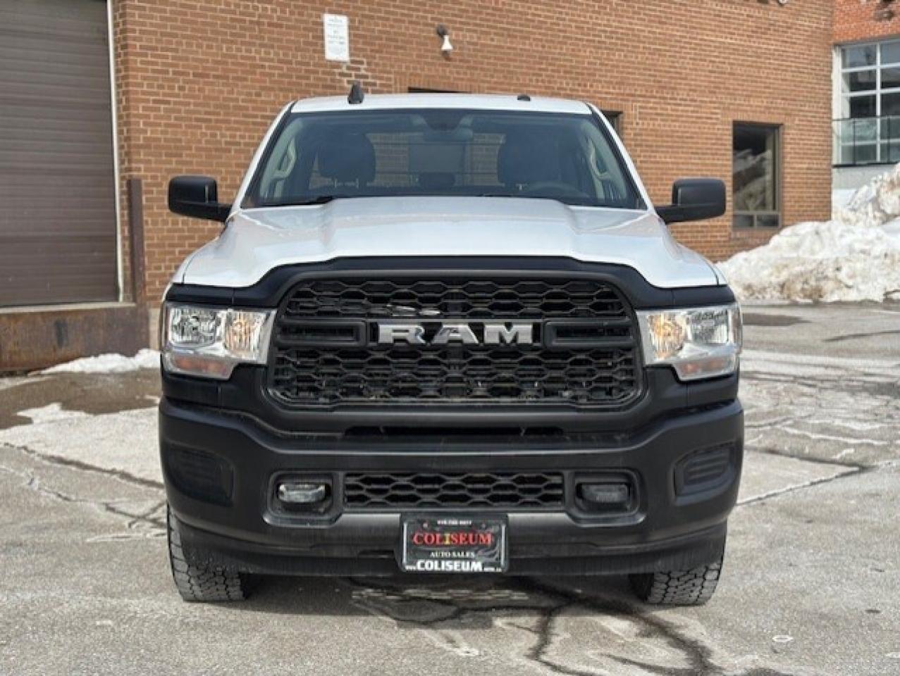 2019 RAM 2500 4X4 V8 TRADESMAN-CREW CAB LONG BOX-1 OWNER-FINANCE Photo