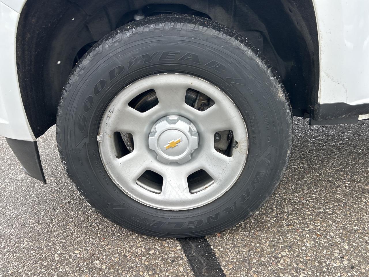 2022 Chevrolet Colorado Crew Cab 128 Work Truck   Leather   Hard Cap Photo