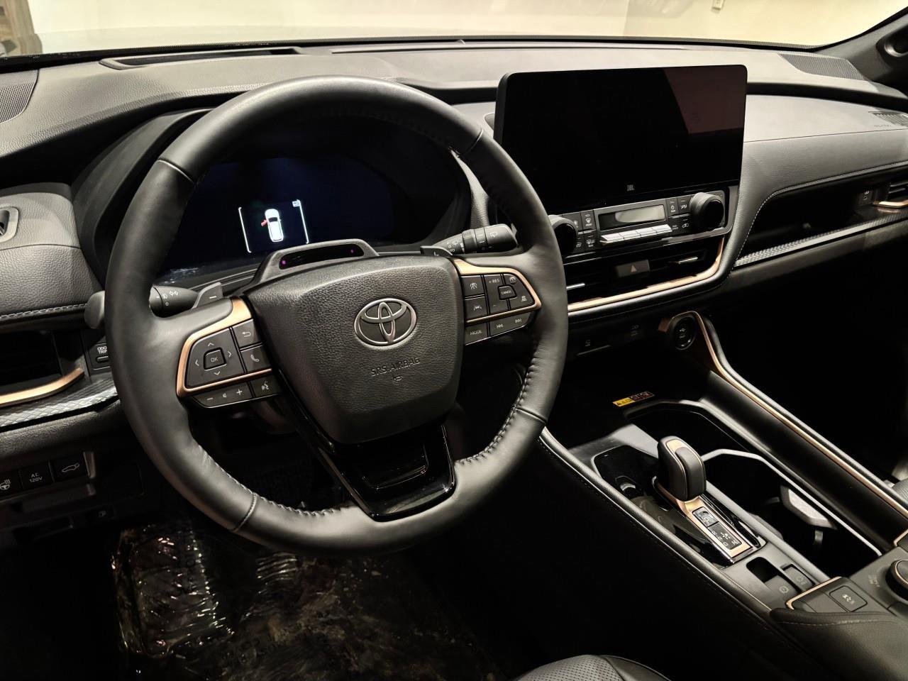 2025 Toyota Grand Highlander Platinum Max Photo